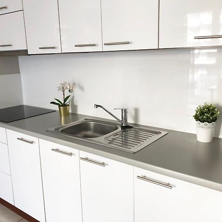 Al Krakowska 291A By Homeprime Varsovie Extérieur photo